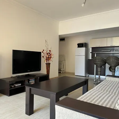 Apartament Arena 2 *